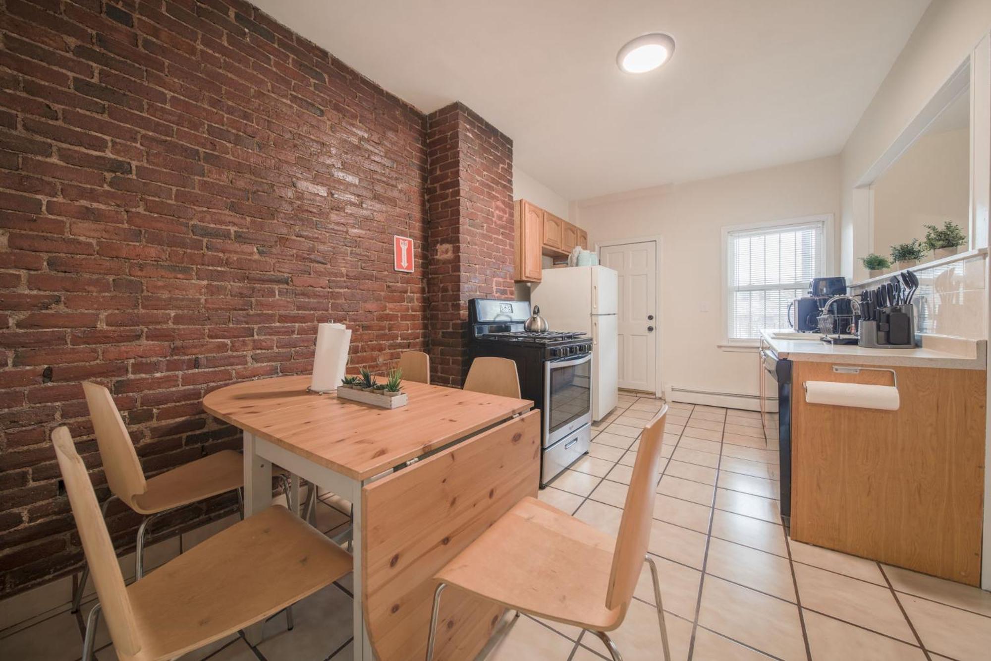 2Br Apt In The Heart Of Boston Near Boston Med Экстерьер фото